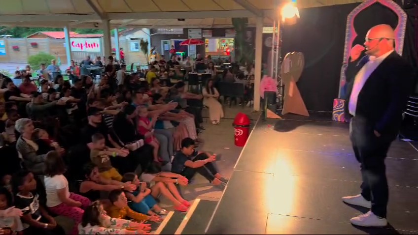 Clubs de vacances et         campings